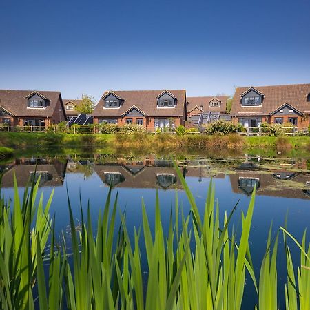 The Lakes Rookley Eksteriør billede The new houses at the heart of the village